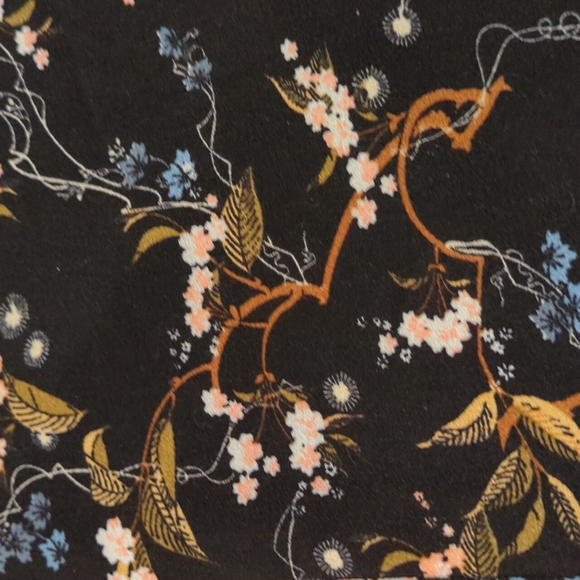 Floral wide leg capri pants/culottes - Picture 2 of 3